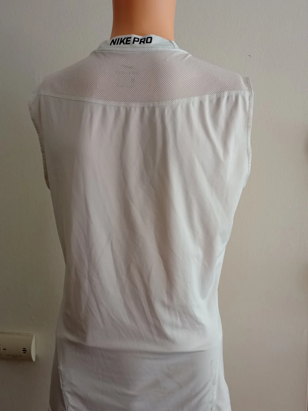 Nike White Athletic Tank Top with Black Swoosh
